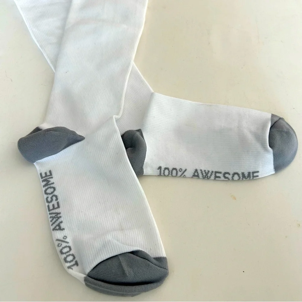 FIGS New White Compression Socks Large 100% AWESOME Solid White Grey Supportive